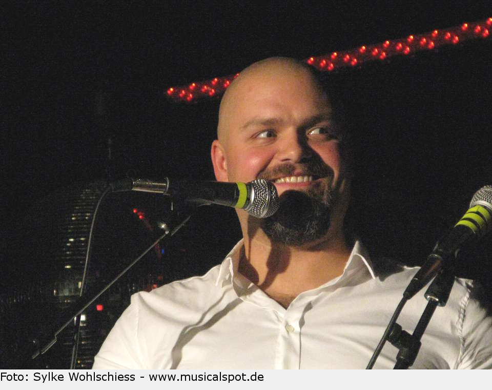 Ein mürrischer, einsamer Oger, der gegen seinen Willen wahre Freunde findet - diese Herausforderung hätte er gerne angenommen. Enrico De Pieri: "Manchmal will man etwas zu sehr". enrico 14