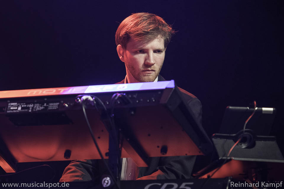 Am Keyboard: Sebastian Hartung. 2017 03 03 filderstadt 960 004