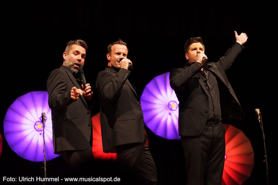 Kasper Holmboe, Nico Müller und Stefan Tolnai. musical gentlemen wernau 2018 37