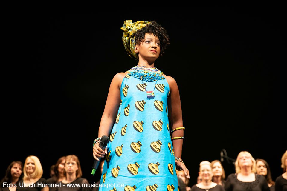 „Schattenland“, aus dem Musical „Der König der Löwen“. konzert kalogeropoulos tarte pazdera selele esslingen 2019 17