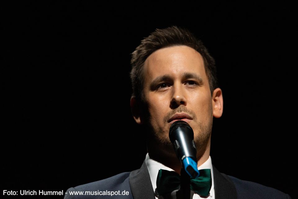 „...and it cuts like a knife, she's out of my life.“ konzert kalogeropoulos tarte pazdera selele esslingen 2019 60