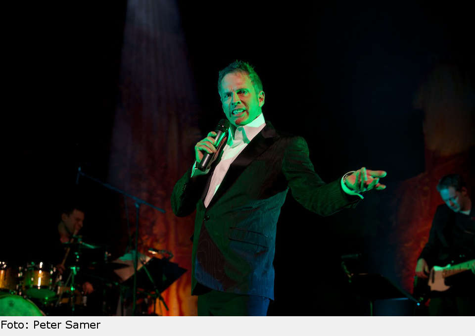 Kevin Tarte: "Die unstillbare Gier" silvestergala04