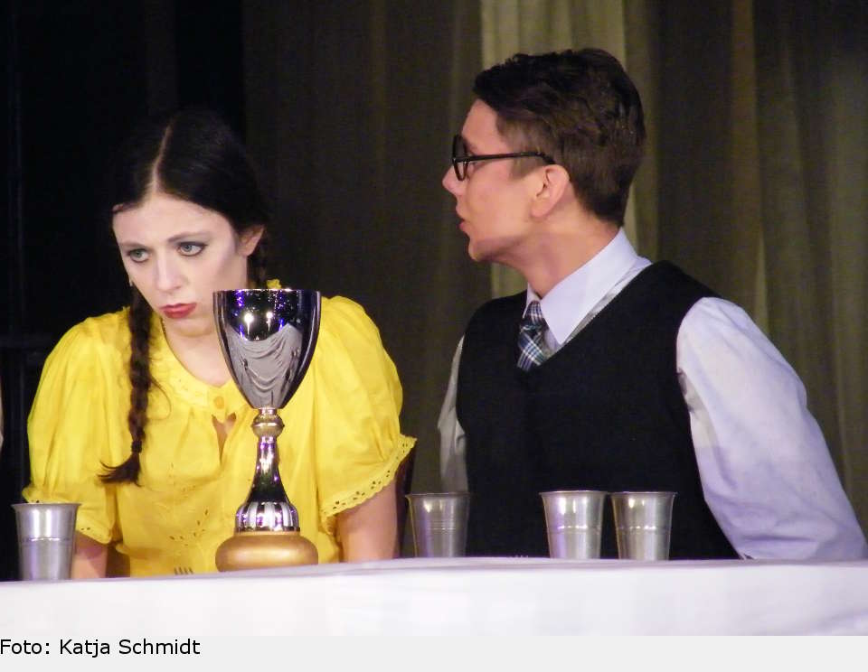 Wednesday befürchtet schreckliche Folgen, Lucas hat keine Ahnung, was eigentlich vor sich geht. addams family 13