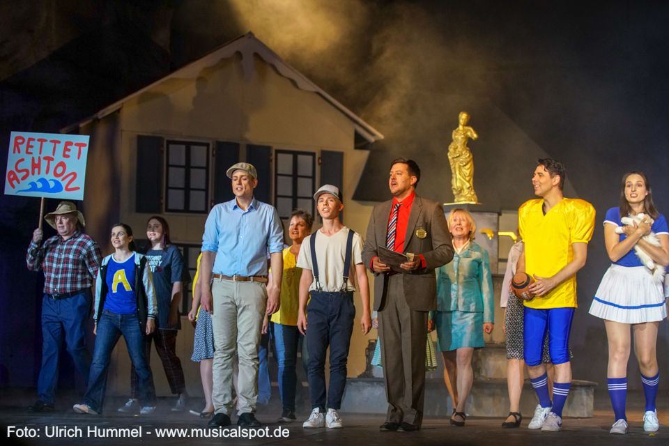 Man gibt sich fröhlich… big fish musical leinfelden 192