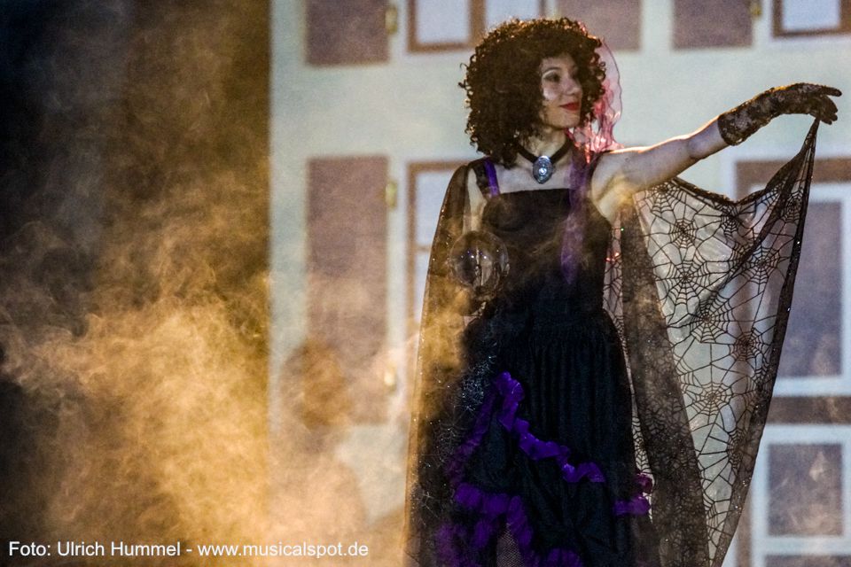 Die Hexe (Giacoma Minoia),… big fish musical leinfelden 214