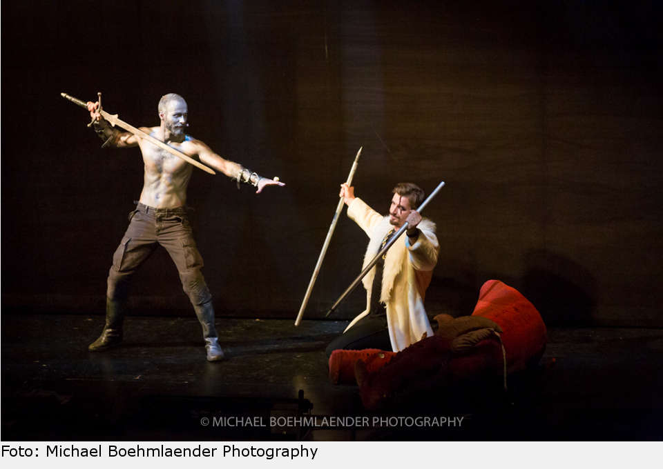 Oh Shit. Das sieht nicht gut aus für das „müde alte Tier“. ring musical konzertant fuessen 2018 20