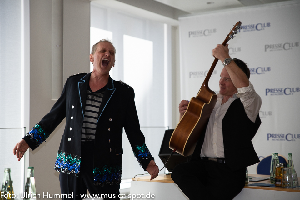 So schließt sich der Kreis und es erscheint absolut folgerichtig, das Musical „Der Ring“ an den Forggensee zu holen. pressekoferenz festspielhaus fuessen 2018 28